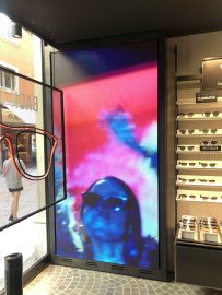 Reklama wewnetrzna Ekran LCD LED