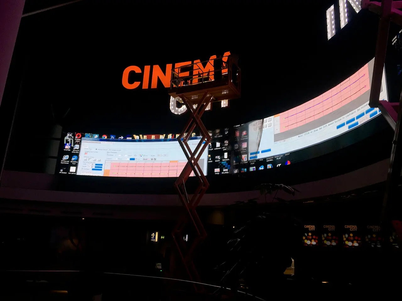 Instalacja telebimów LED Cinema City